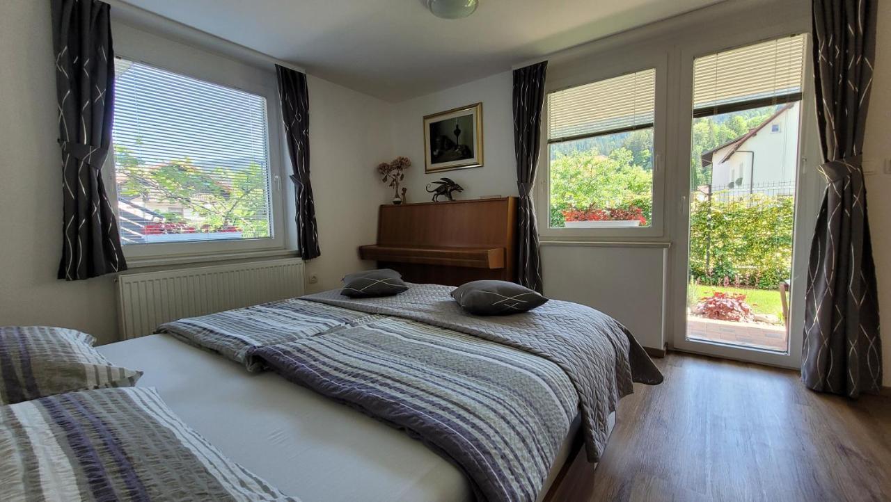 Apartma Julija *